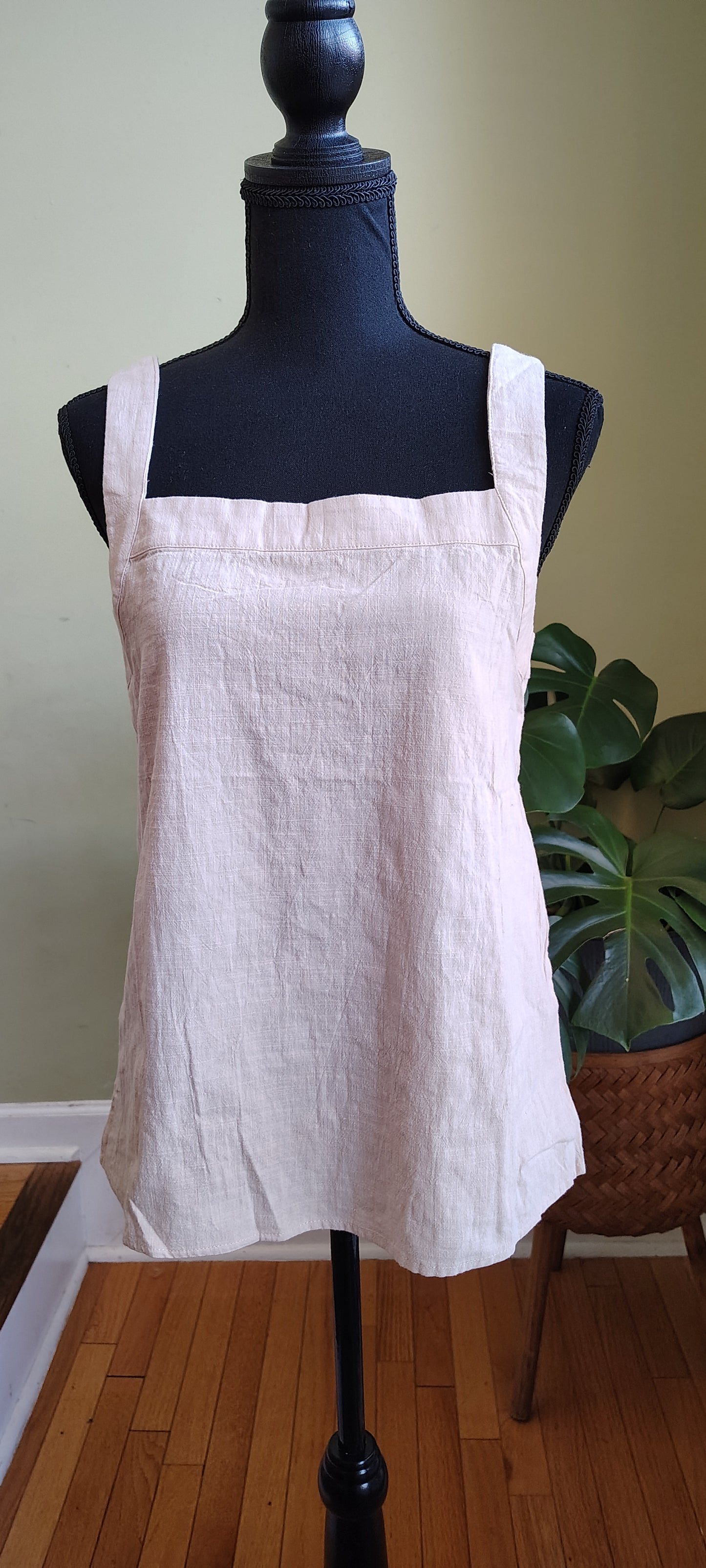 White Linen Back-Tie Rizzia Top